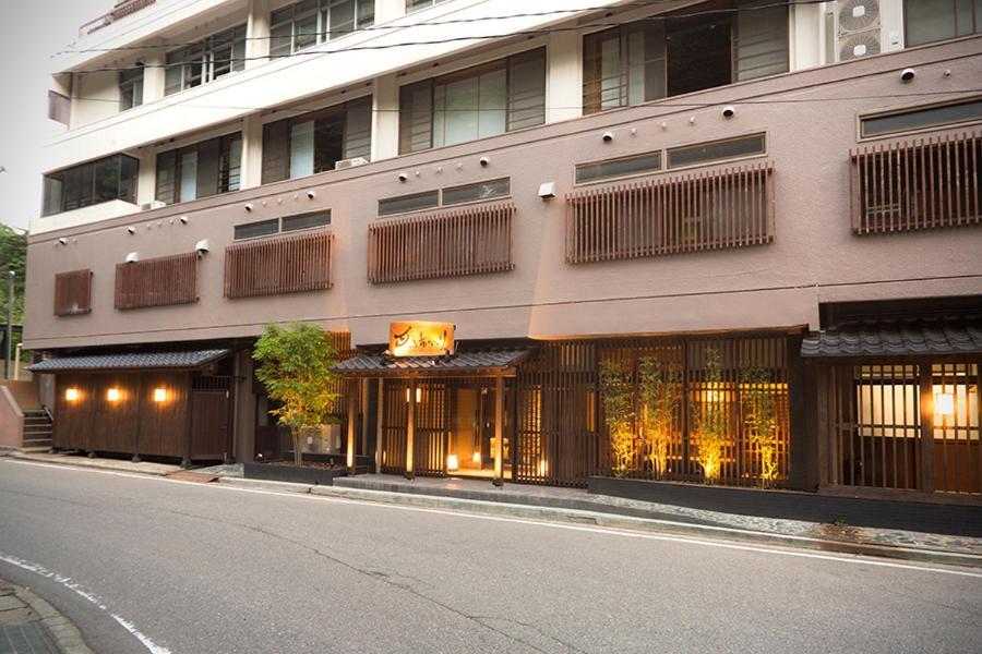 Aizu Higashiyama Onsen Tsuki No Akari Hotel Bagian luar foto