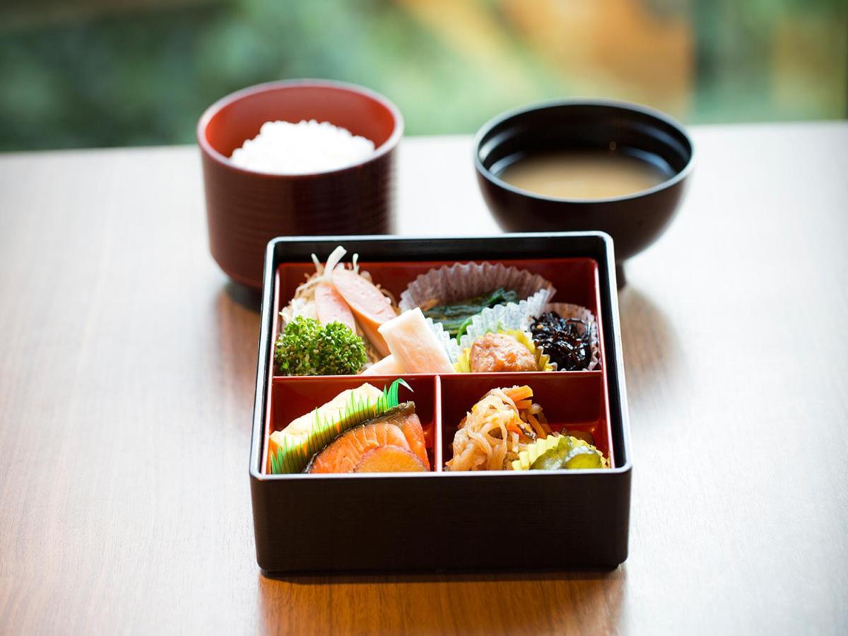 Aizu Higashiyama Onsen Tsuki No Akari Hotel Bagian luar foto